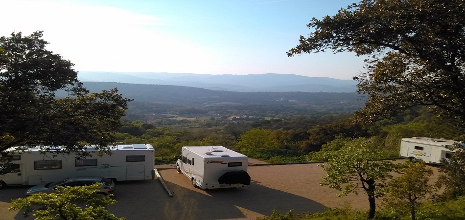 L&rsquo;intérêt de camper à Saint-Tropez